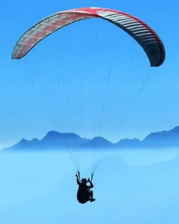 Paragliding