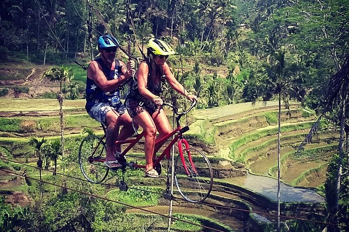 tandem-cycling-in-rishikesh